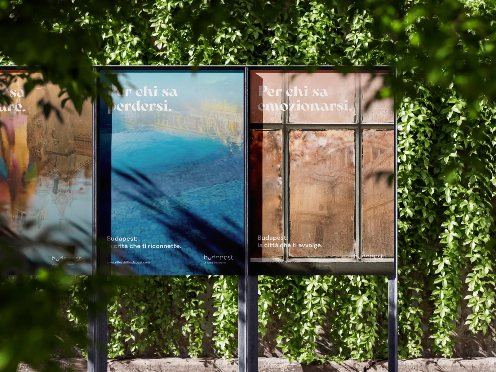 Budapest, città dei riflessi mockup tre poster